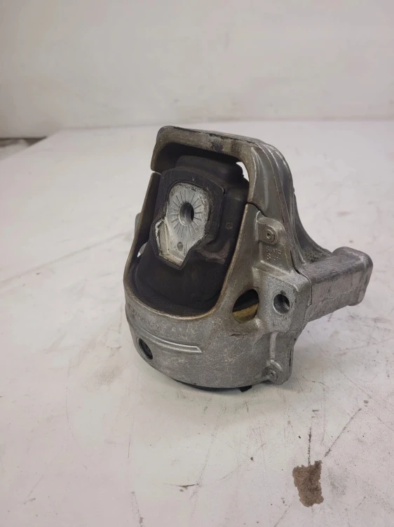 PODUSZKA SILNIKA L P AUDI A4 S4 S5 Q5 8R0199381AE