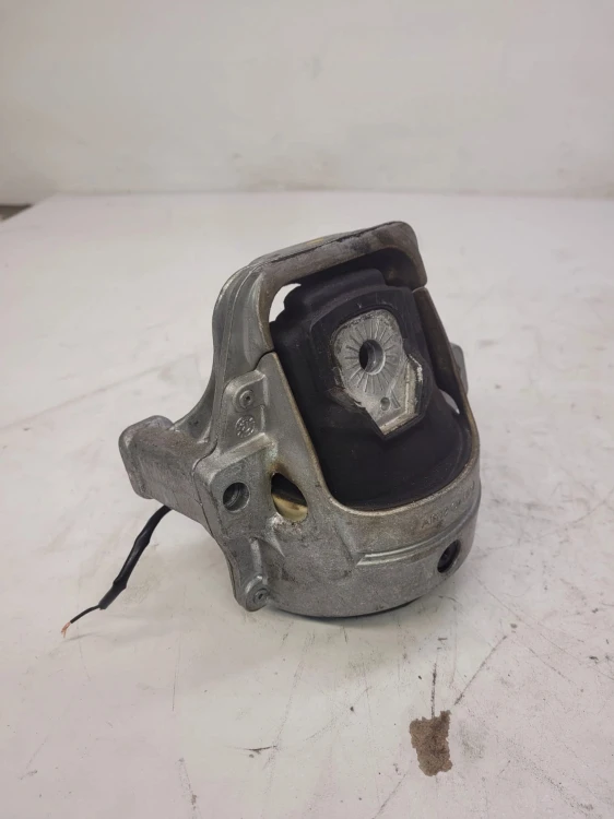 PODUSZKA SILNIKA L P AUDI A4 S4 S5 Q5 8R0199381AE