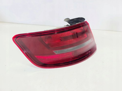 LAMPA LEWY TYŁ W BŁOTNIK AUDI A3 8V SPORTBACK 8V4945095