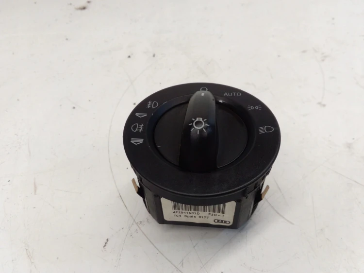 WŁĄCZNIK PRZEŁĄCZNIK ŚWIATEŁ AUDI A6 C6 4F2941531D