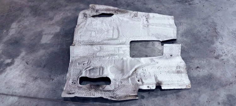 OSŁONA TERMICZNA TUNELU AUDI A6 C7 A7 4G0803979F