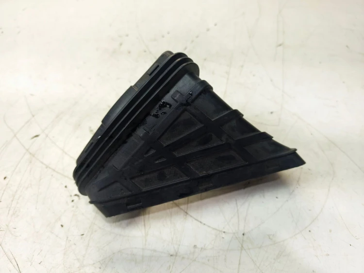 WLOT DOLOT POWIETRZA AUDI A4 B8 A5 8T Q5 8R LIFT 8K0129739