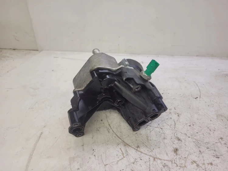 PODSTAWA FILTRA OLEJU AUDI A4 B9 A5 03N115389N