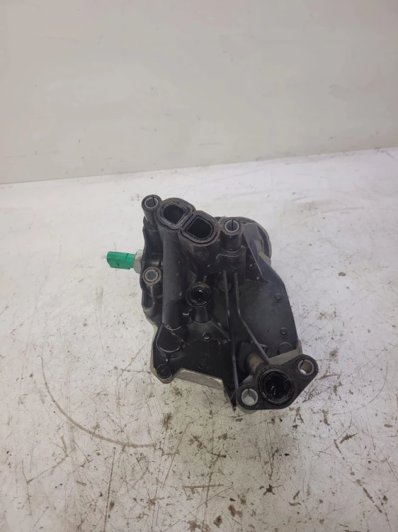PODSTAWA FILTRA OLEJU AUDI A4 B9 A5 03N115389N