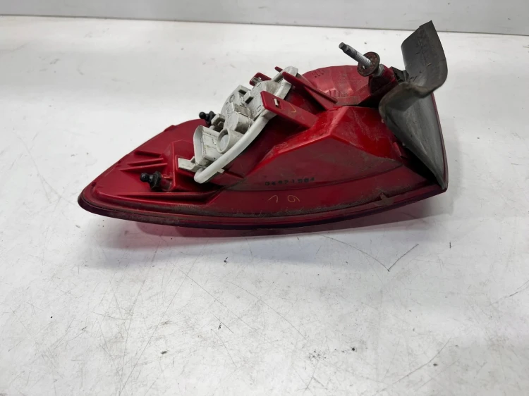 LAMPA LEWY TYŁ W BŁOTNIK LED AUDI A6 C6 LIFT 4F9945095E