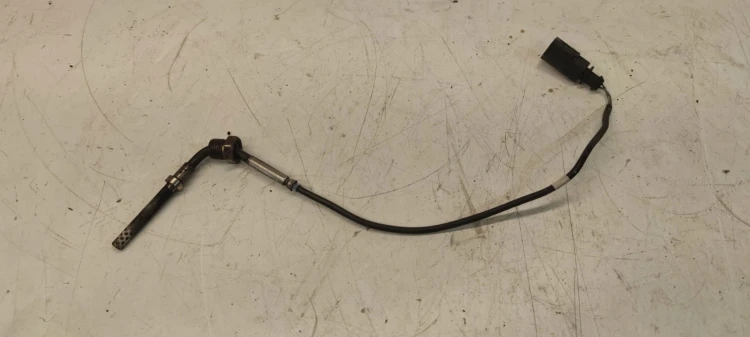 CZUJNIK TEMPERATURY SPALIN AUDI A4 A5 03L906088AB