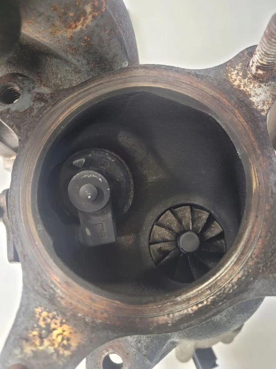 TURBOSPRĘŻARKA AUDI VW SEAT 1.8 TFSI 06J145701R
