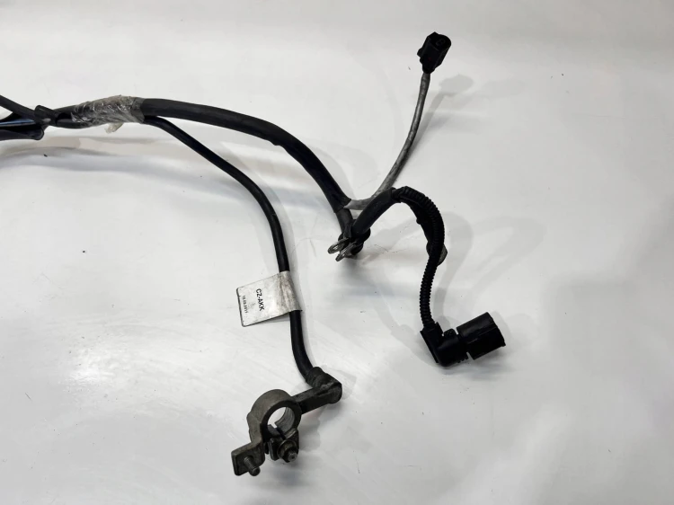 PRZEWÓD AKUMULATORA PLUSOWY AUDI 6R0971228T 6R0971349AR