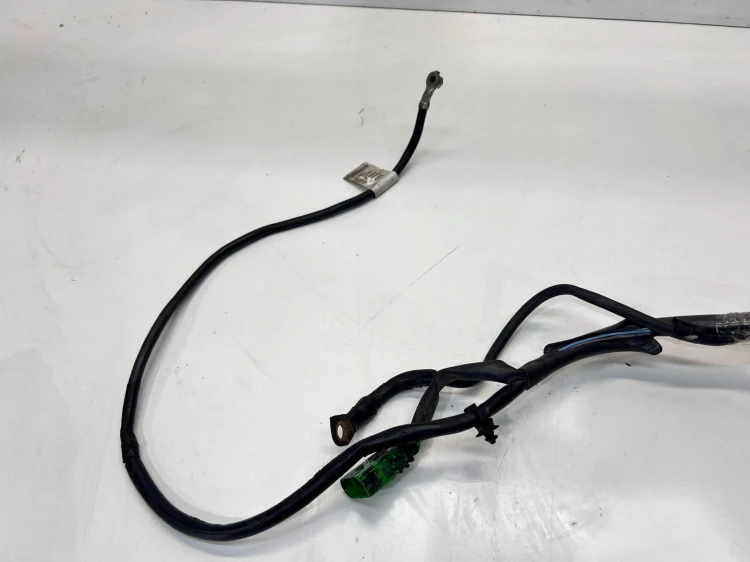 PRZEWÓD AKUMULATORA PLUSOWY AUDI 6R0971228T 6R0971349AR