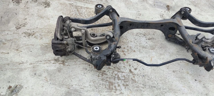SANKI WÓZEK TYŁ AUDI A4 B9 A5 8W0505235AG SEDAN AVANT KOMBI