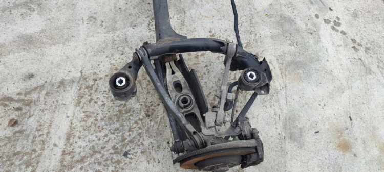 SANKI WÓZEK TYŁ AUDI A4 B9 A5 8W0505235AG SEDAN AVANT KOMBI