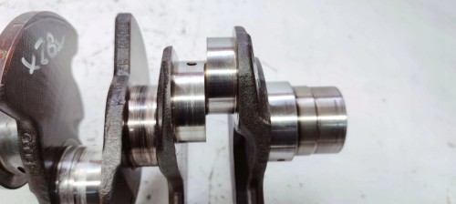 WAŁ KORBOWY AUDI A6 C6 LIFT 3.0 TFSI CAJ R6EB *28*