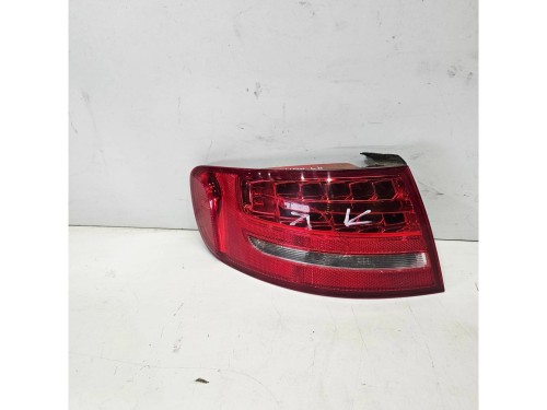 LAMPA LEWY TYŁ LED W BŁOTNIK AUDI A4 B8 AVANT KOMBI 8K9945095B