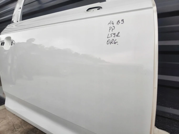 DRZWI PRAWY PRZÓD AUDI A4 B9 LS9R SEDAN/ AVANT / KOMBI ORYGINAŁ *2*