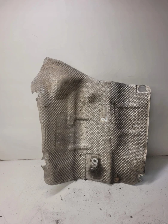 OSŁONA TERMICZNA LEWA AUDI A6 C7 A7 4G0804171