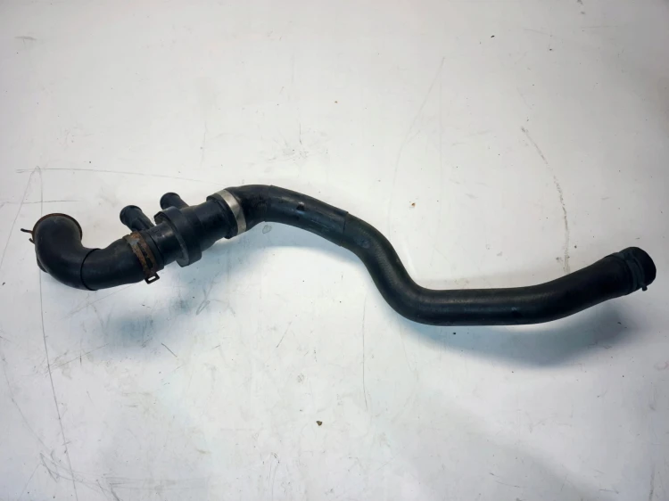 RURA PRZEWÓD WĄŻ WODY AUDI VOLKSWAGEN SKODA SKODA 1.6 TDI 6R0122051AT