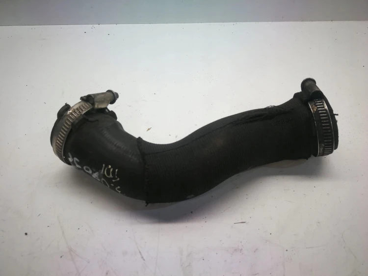 RURA WĄŻ INTERCOOLERA AUDI A6 C6 4F0145709C