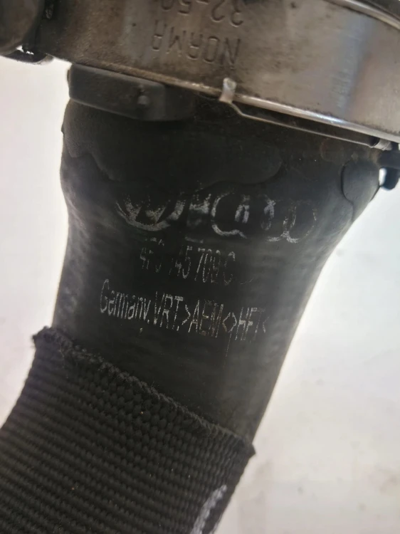 RURA WĄŻ INTERCOOLERA AUDI A6 C6 4F0145709C