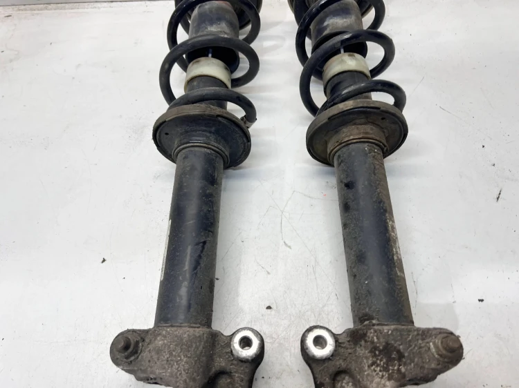 AMORTYZATOR LEWY PRAWY PRZÓD AUDI A5 8W 8W6413031B KOMPLET