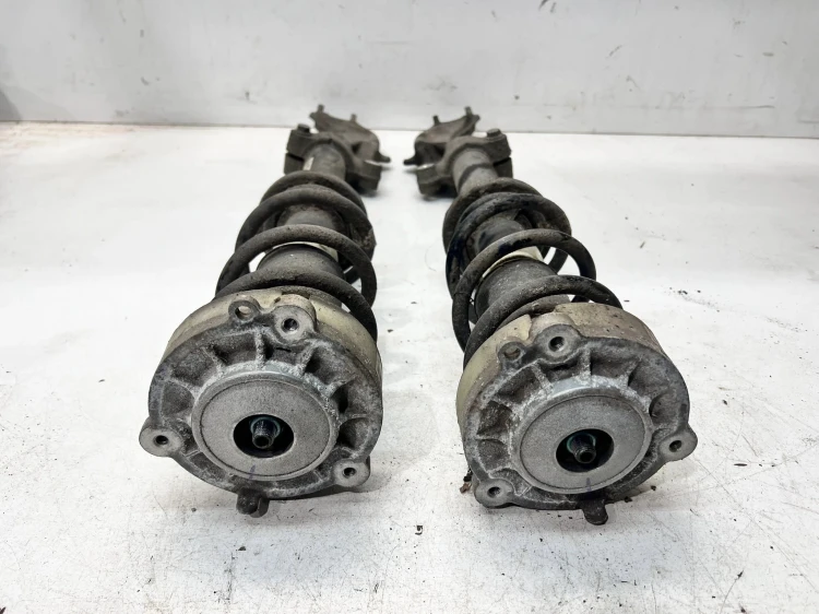 AMORTYZATOR LEWY PRAWY PRZÓD AUDI A5 8W 8W6413031B KOMPLET