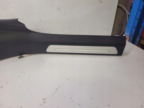 OSŁONA PROGU LED PRAWY TYŁ AUDI A8 D4 4H4864608K