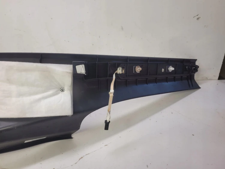 OSŁONA PROGU LED PRAWY TYŁ AUDI A8 D4 4H4864608K
