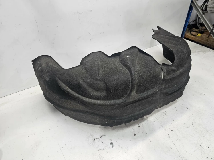 NADKOLE MATERIAŁOWE LEWY TYŁ AUDI A3 8Y SPORTBACK 8Y0810171A