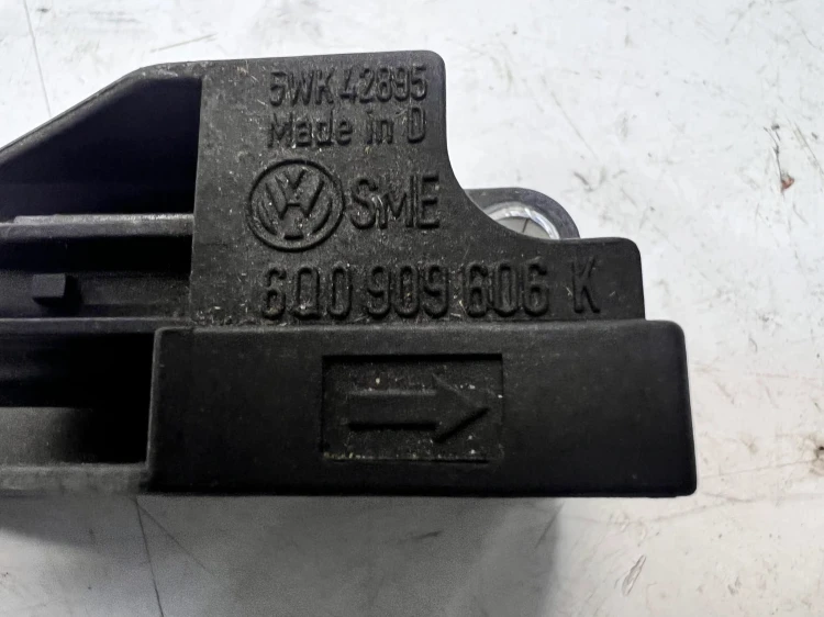 CZUJNIK UDERZENIOWY VW SHARAN 6Q0909606K