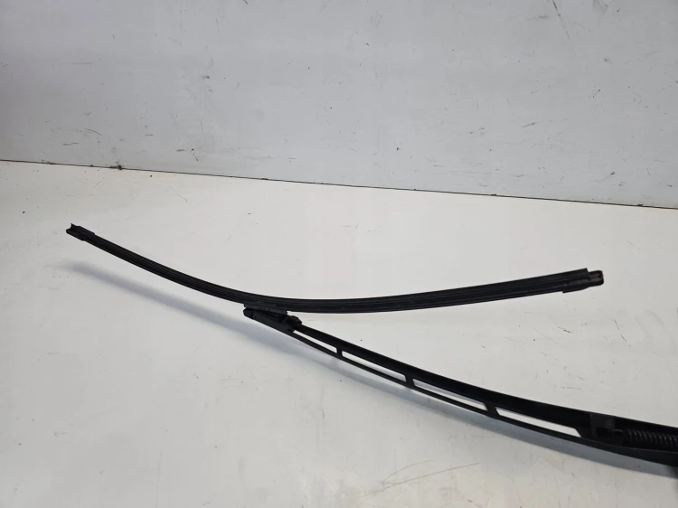 RAMIĘ WYCIERACZKI LEWE AUDI Q7 4L 4L2955407B UK