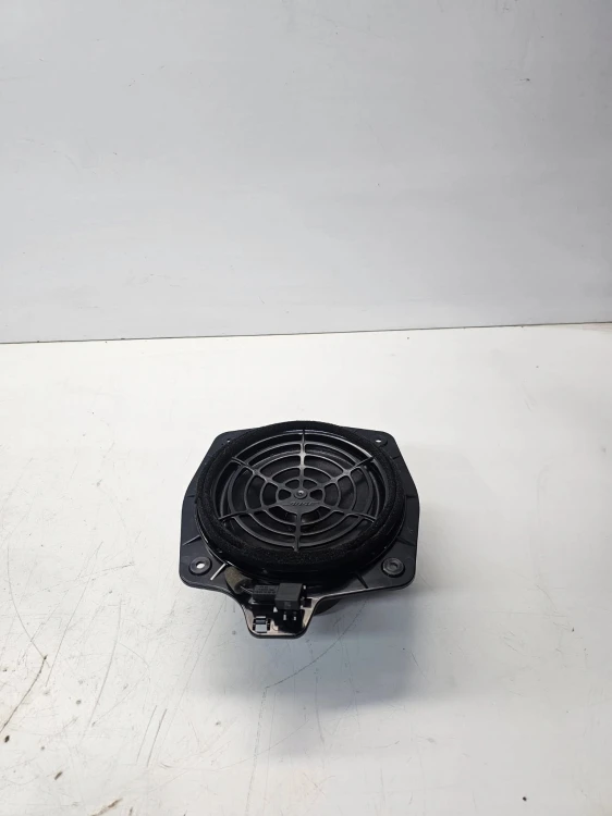 GŁOŚNIK TYŁ BOSE AUDI A3 8P A4 B7 8H0035411B