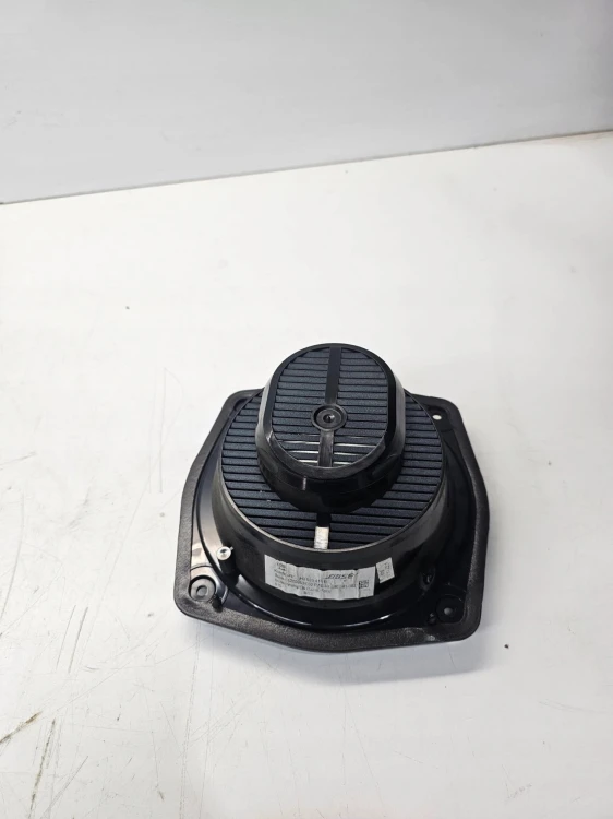GŁOŚNIK TYŁ BOSE AUDI A3 8P A4 B7 8H0035411B