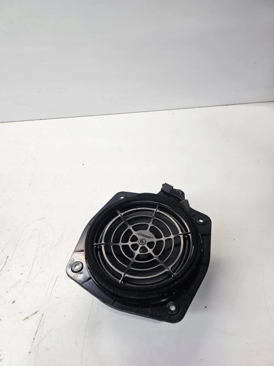 GŁOŚNIK TYŁ BOSE AUDI A3 8P A4 B7 8H0035411B