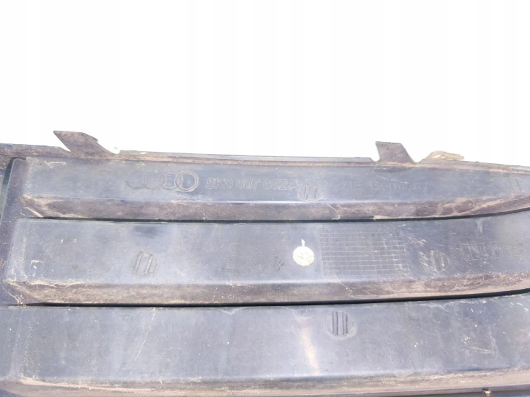 KRATKA ATRAPA ZDERZAKA PRAWA AUDI A4 B8 8K0807682A