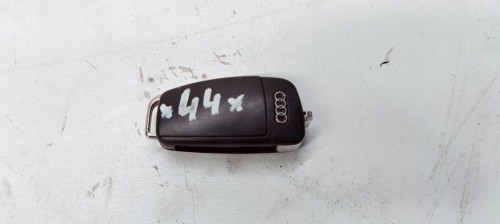 KLUCZYK PILOT SCYZORYK AUDI A3 8P 8P0837220D *44*