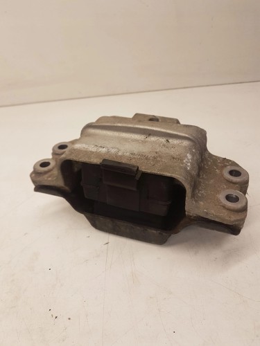 ŁAPA PODUSZKA SKRZYNI AUDI VW 1K0199555M