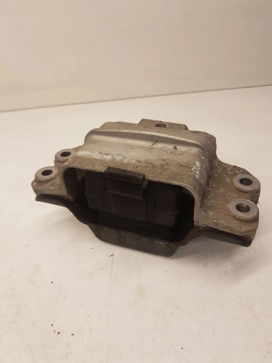 ŁAPA PODUSZKA SKRZYNI AUDI VW 1K0199555M