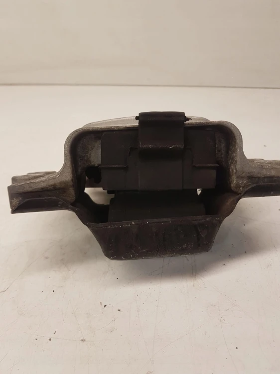 ŁAPA PODUSZKA SKRZYNI AUDI VW 1K0199555M