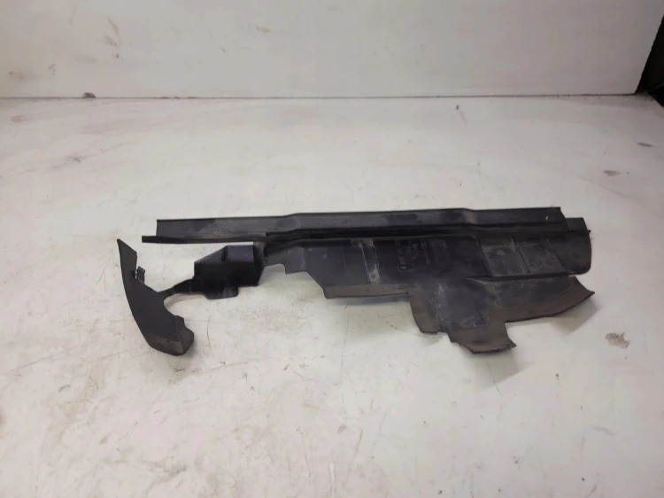 KIEROWNICA POWIETRZA AUDI LEWA A8 D3 4E0121283F