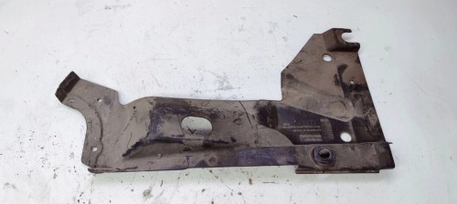 OSŁONA PODWOZIA PRAWY TYŁ AUDI A4 B7 8H0825216B