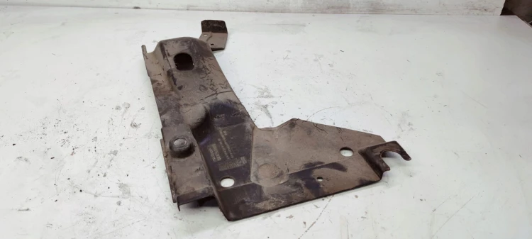 OSŁONA PODWOZIA PRAWY TYŁ AUDI A4 B7 8H0825216B
