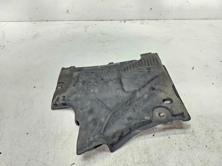 OSŁONA PODWOZIA PRAWY PRZÓD AUDI A5 8T CABRIO 8F0825202