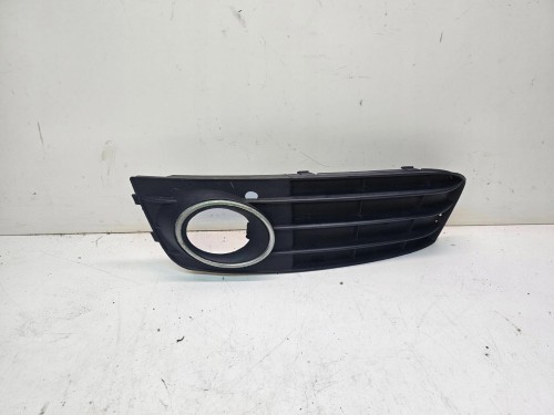 KRATKA ATRAPA ZDERZAKA LEWA AUDI A4 B8 8KD807681