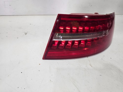 LAMPA PRAWY TYŁ W BŁOTNIK LED AUDI A6 C6 SEDAN LIFT 4F5945096J