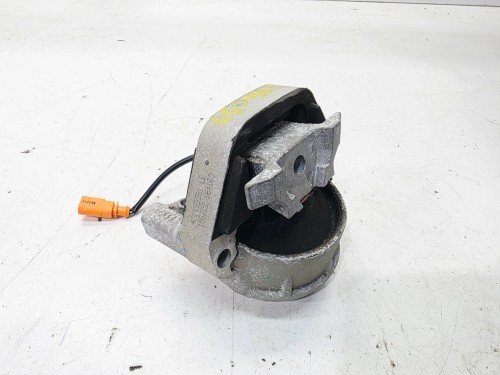 PODUSZKA SILNIKA Z CZUJNIKIEM AUDI A6 C7 A7 3.0 TFSI 4G0199381LE