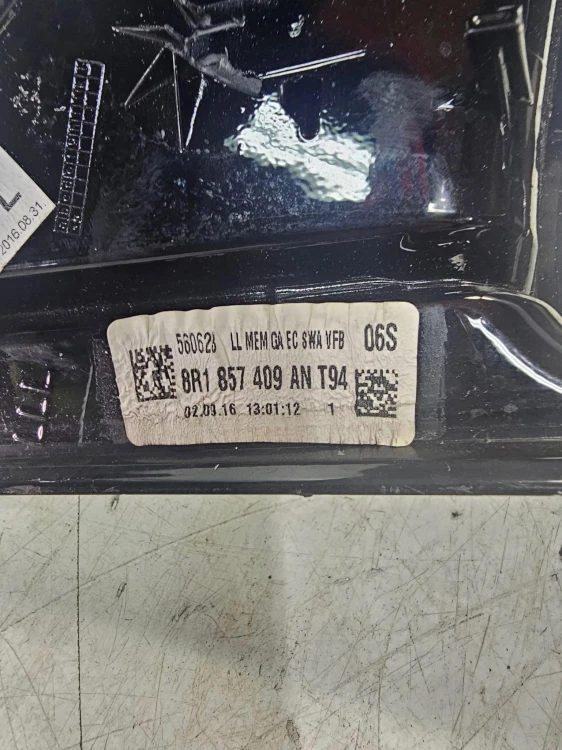 OSŁONA MOCOWANIE LUSTERKA LEWE AUDI Q5 8R 8R1857409AN