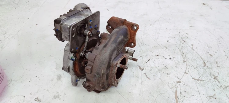 TURBOSPRĘŻARKA AUDI A6 C6 Q7 3.0 TDI 059145722R