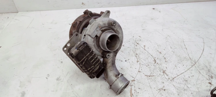 TURBOSPRĘŻARKA AUDI A6 C6 Q7 3.0 TDI 059145722R