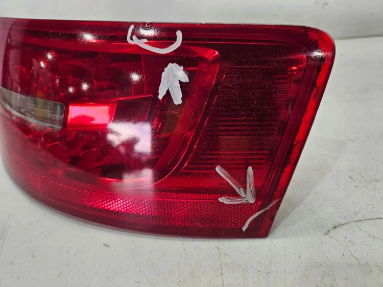 LAMPA PRAWY TYŁ W BŁOTNIK LED AUDI A6 C6 SEDAN LIFT 4F5945096J