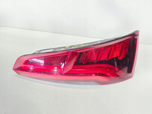 LAMPA PRAWY TYŁ W KLAPĘ LED AUDI Q5 FY 80A945094B EUROPA 2/25