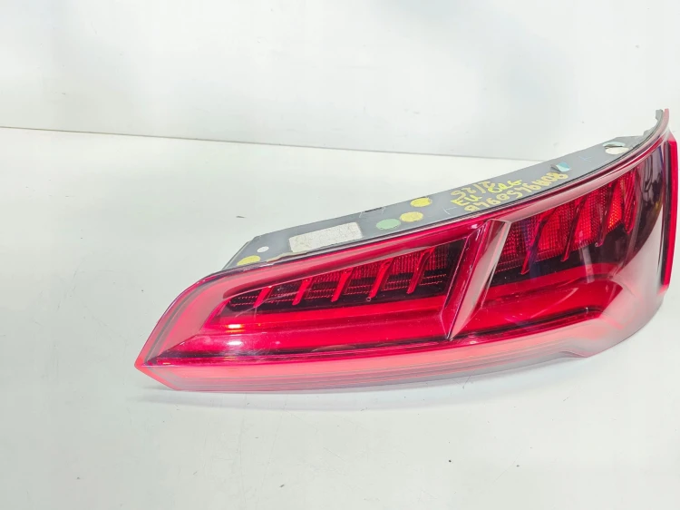 LAMPA PRAWY TYŁ W KLAPĘ LED AUDI Q5 FY 80A945094B EUROPA 2/25